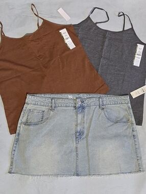 NWT - Denim Mini Skirt and 2 Tank Tops Bundle Set - Size XL(16-18)